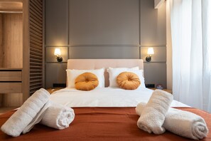 2 bedrooms, iron/ironing board, free WiFi, bed sheets - LIV - Modern Heavenly Retreat in Exarcheia (Athens)