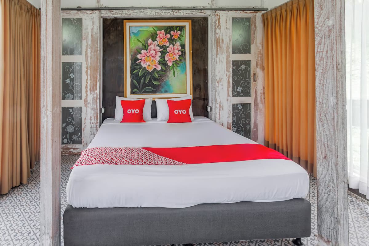 Deluxe Double Room | Free WiFi, bed sheets