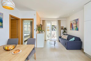 Apartment (2 Bedrooms) | Living area | 140-cm Smart TV with cable channels - Hedera Estate, Hedera A43 (Dubrovnik)