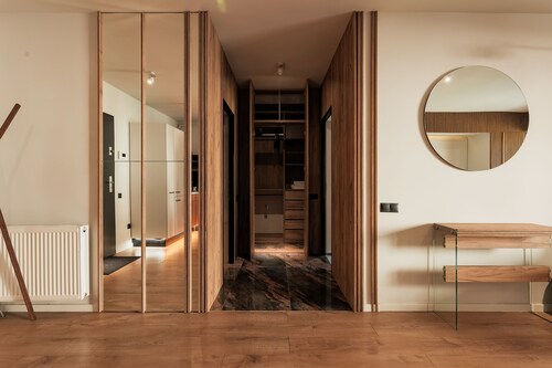 Nest Inn Mirror Apartment