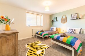 5 bedrooms