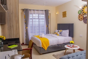 1 Schlafzimmer, Select-Comfort-Betten, Schreibtisch