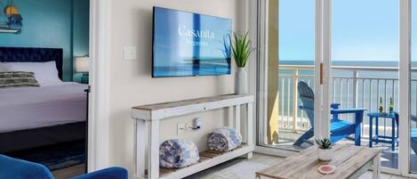 1 makuuhuone, työpöytä, silitysrauta/-lauta, Wi-Fi