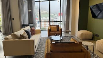 Suite Keluarga, pemandangan kota | Area keluarga
