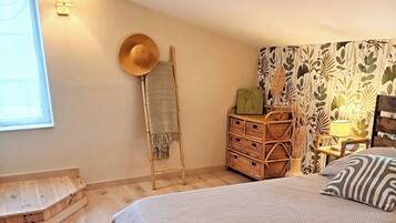 2 chambres, fer et planche à repasser, lit parapluie, Wi-Fi gratuit