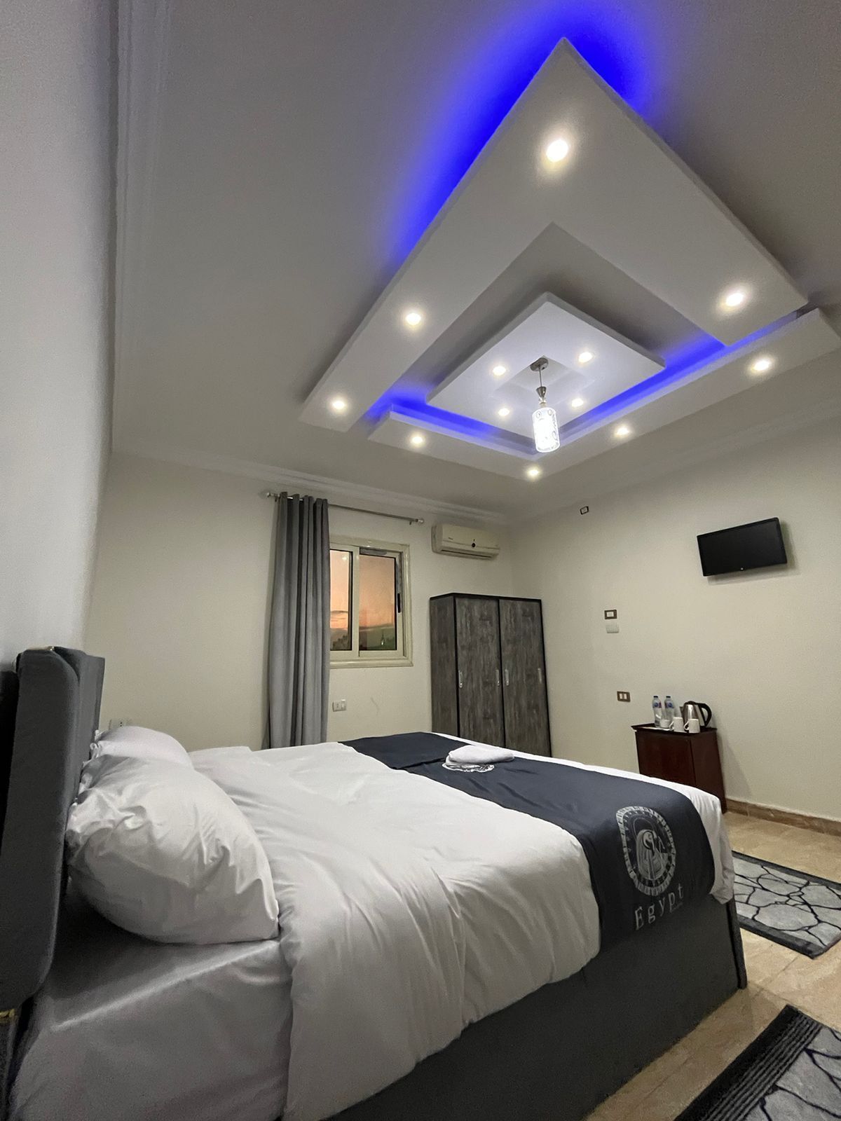 Rom – basic | Skrivebord, lydisolert og wi-fi (inkludert)