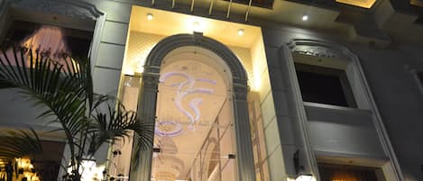 Fachada de la propiedad