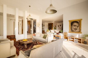 Ferienhaus, Terrasse, Gartenblick | Wohnbereich