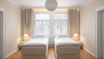 R16 Penthouse Apartment | 加床