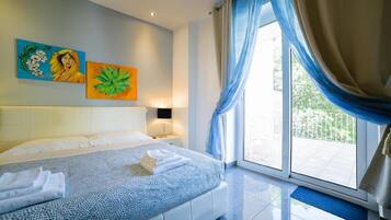 Chambre Supérieure | Couette en duvet d'oie, coffres-forts dans les chambres, bureau