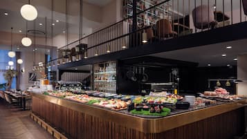 Petit déjeuner buffet