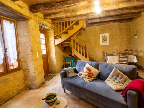 Le Four à pain de Sarlat: Maison isolée proche de sites historiques