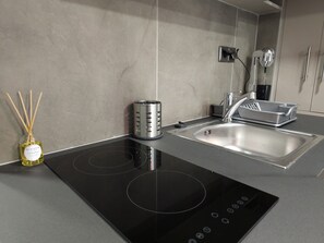 Mikrovågsugn, ugn och spishäll