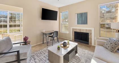 Landing at The Grove at Germantown - 2 Bedrooms in Hunters Run