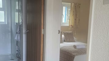 Family Double Room, Multiple Beds, Mountain View | Free WiFi, bed sheets