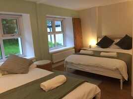 Căn hộ Tiêu chuẩn, quang cảnh núi | Truy cập Internet không dây miễn phí, bộ trải giường 