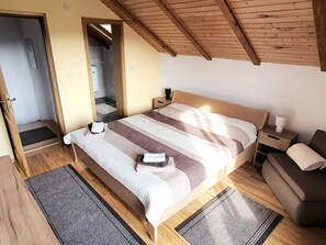 1 quarto, Wi-Fi de cortesia, roupa de cama