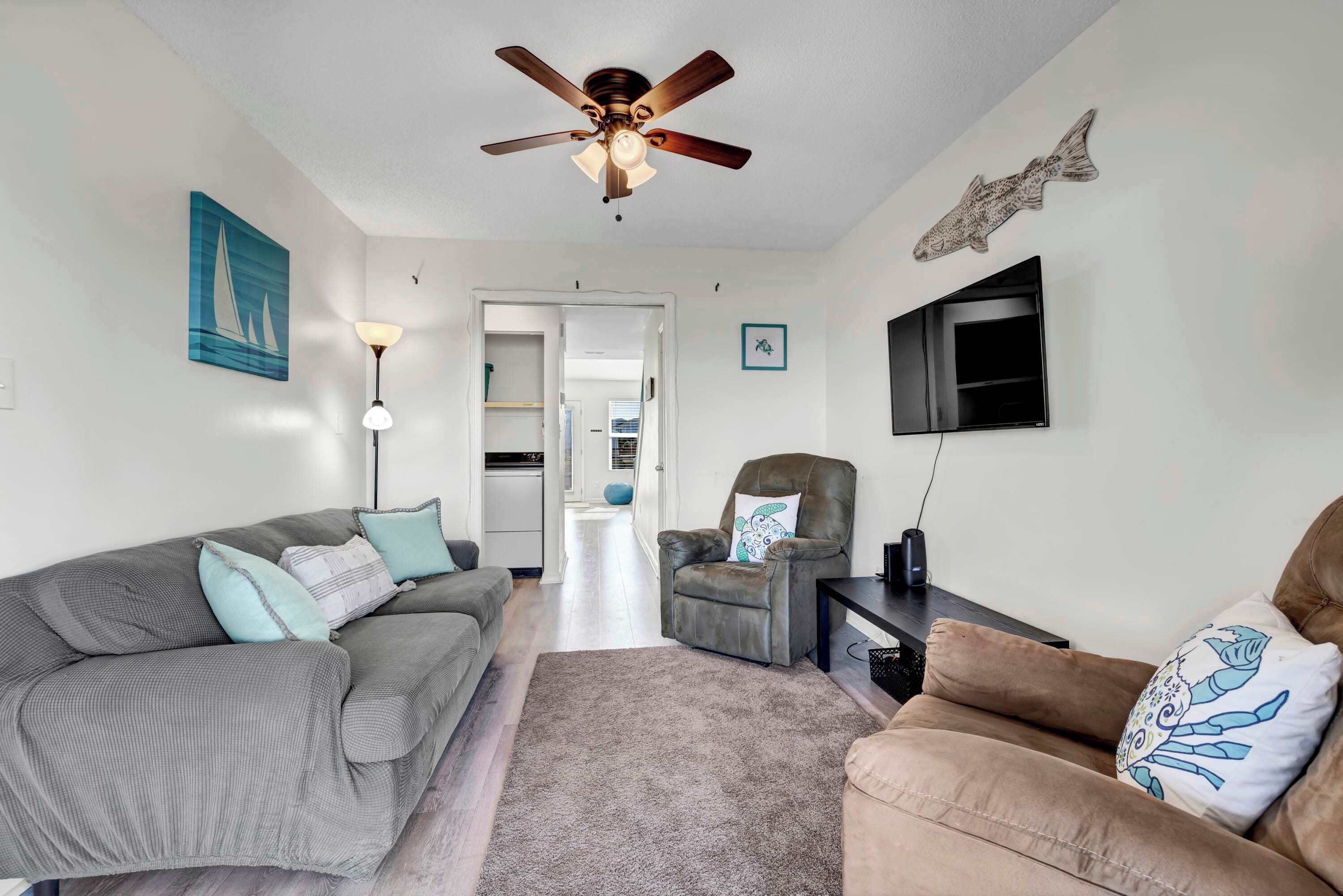 Townhome W/ Sound Views · Pool · Steps To Beach - Topsail Island, NC