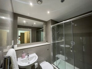 Dusche, Haartrockner