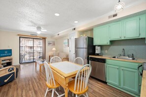 Interior - Jamaica Baywatch Condo (Ocean City)