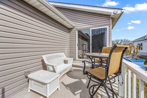 تناول الطعام بالخارج