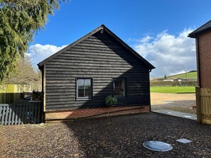 Cabin | Exterior - Romantic King Bed Countryside Couples Cabin (Salisbury)