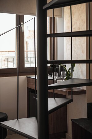 Signature Suite, 1 Queen Bed, Hot Tub, City View | 1 bedroom, hypo-allergenic bedding, in-room safe, blackout drapes