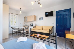 Estudi superior, vistes al mar | 1 dormitori, caixa forta a l'habitació i habitacions insonoritzades