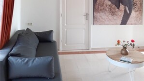 Comfort Room, Pool View | 2 bedrooms, WiFi (free) - Bed and Breakfast Trouwborst.com (Rhenen)
