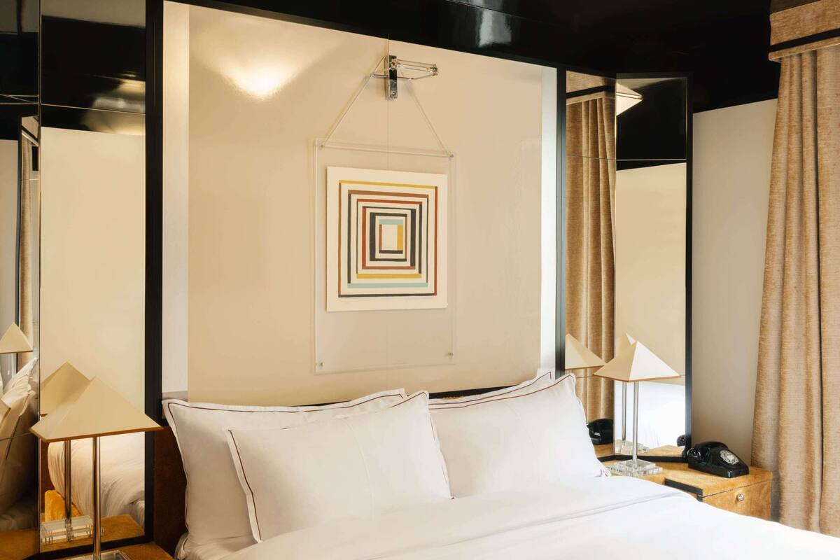 Standard Single Room | In-room safe, soundproofing, iron/ironing board (on request), free WiFi
