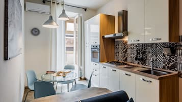 Căn hộ trung tâm thành phố | Bếp riêng | Tủ lạnh, lò nướng, bếp nấu