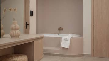 Villa | Bathroom