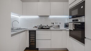 公寓 | 私人廚房 | 雪櫃、微波爐、焗爐、爐具