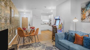 Apartment | Living area