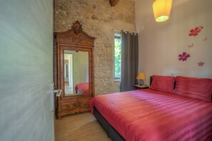 2 chambres, Wi-Fi, draps fournis