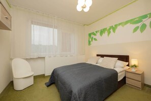 1 soverom, strykejern/-brett, wi-fi og sengetøy