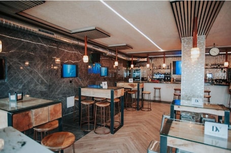 Restaurant. Polorooms Vara