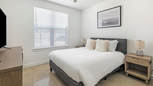 2 habitaciones, escritorio, tabla de planchar con plancha y wifi 