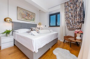 3 bedrooms, free WiFi, bed sheets