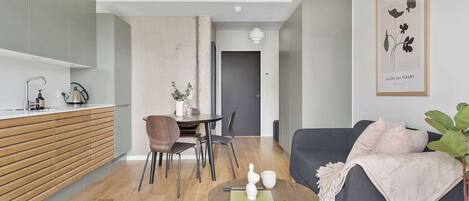 TV, offices