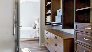 Schreibtisch, Bügeleisen/Bügelbrett, WLAN, Bettwäsche