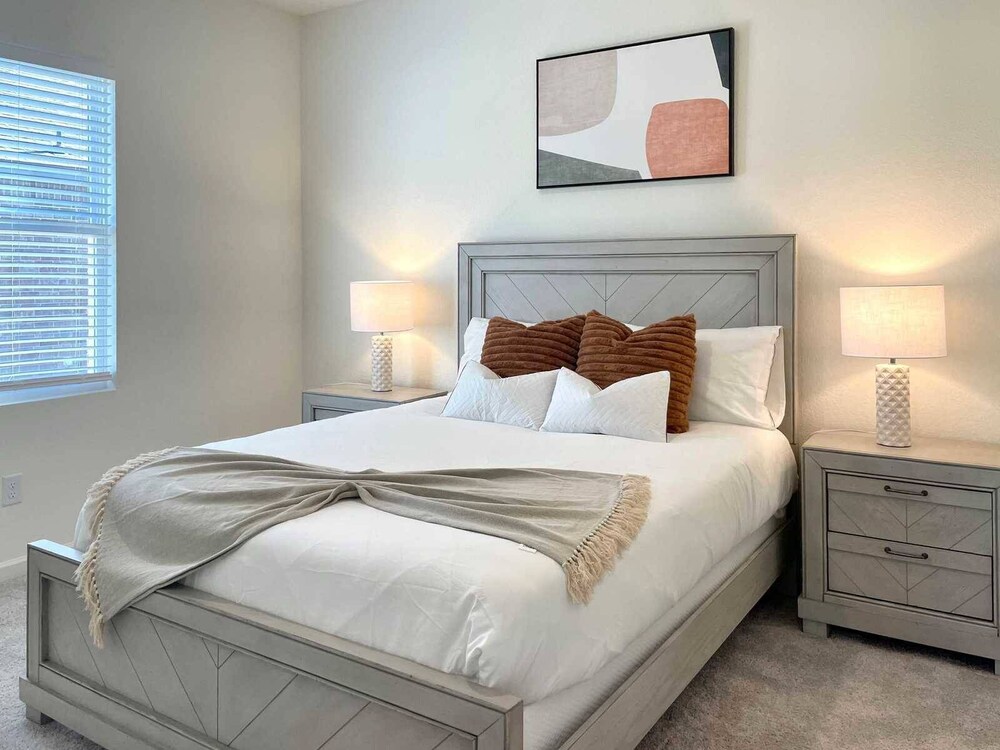 Stylish Haven on Glen Crossing Rd Edgecliff Village Vrbo