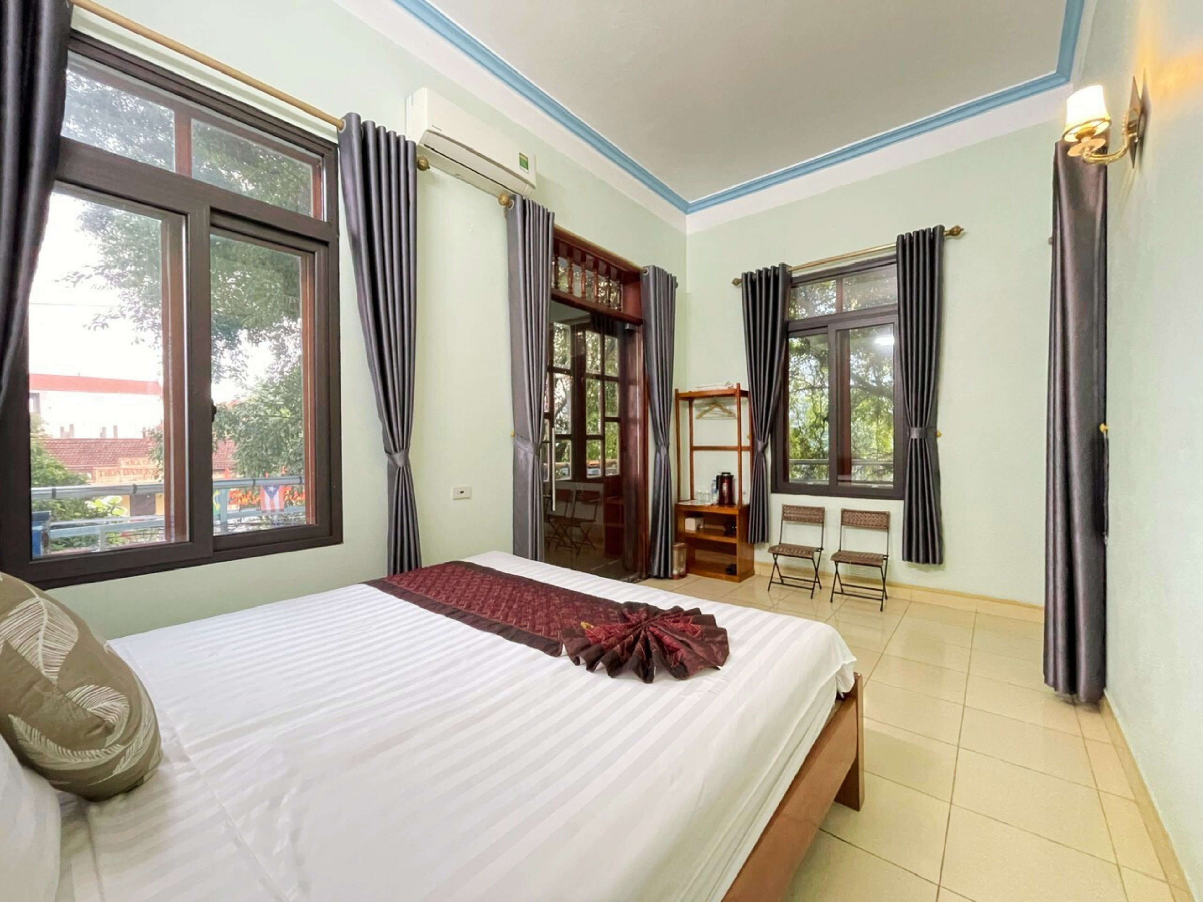 Comfort Room, City View | Premium bedding, down comforters, memory foam beds