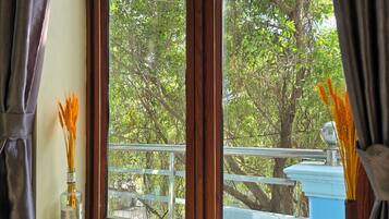 Comfort Room | Terrace/patio