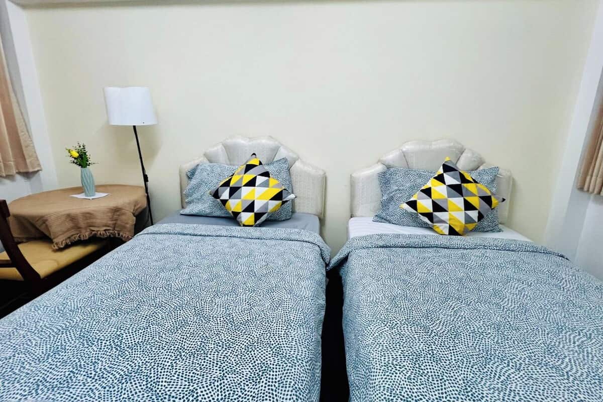 1 bedroom, down duvets, individually furnished, laptop workspace