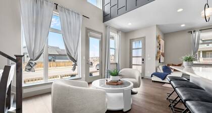 New! Near DEN Airport, Gaylord Event Center, Green Valley Ranch Golf Course
