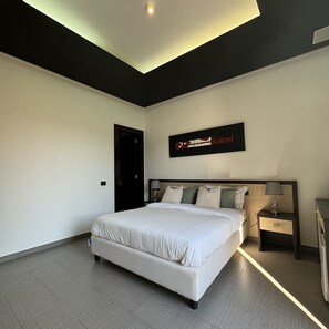 Quarto luxo, vista para a cidade | Wi-Fi de cortesia, roupa de cama