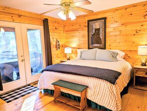 6 bedrooms, desk, iron/ironing board, travel crib - 6BDRM Cabin only 10 mins to Alpine Helen/ Hot Tub/ Firepit/ Game Room/ Satellite (Sautee Nacoochee)