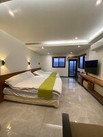 Cubrecamas, wifi gratis y ropa de cama 