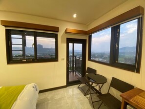 Down duvets, free WiFi, bed sheets - Lemuju B&B Hotel (Taoyuan City)